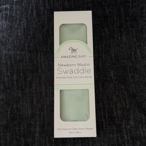 Amazing Baby Newborn Muslin Swaddle - Mint Green